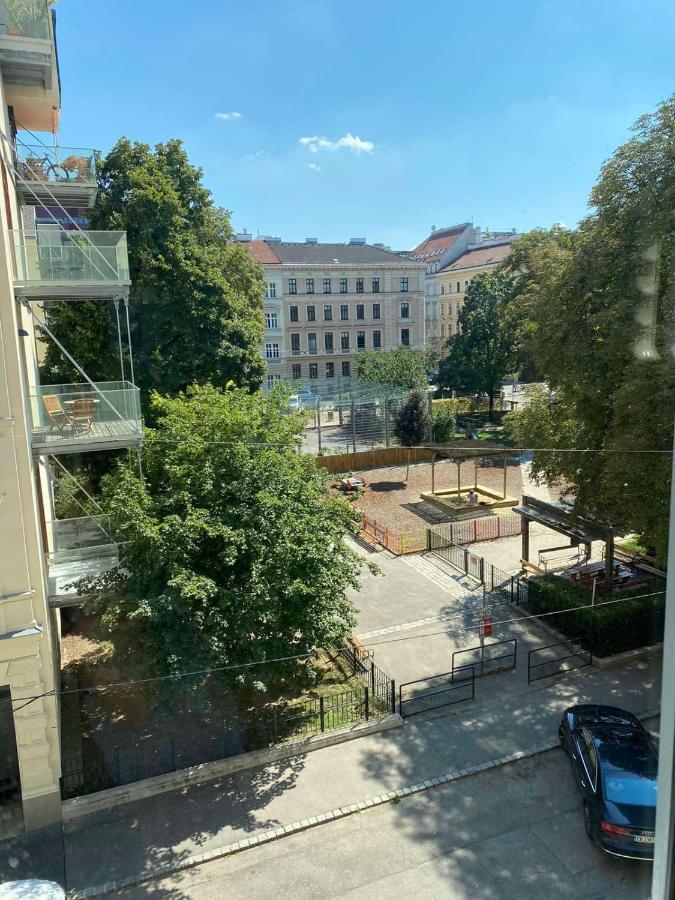 Sunny Apartment Vienna Exterior photo